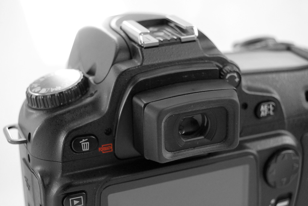 Accessori mirino e Live View wireless del sistema reflex Nikon DSLR