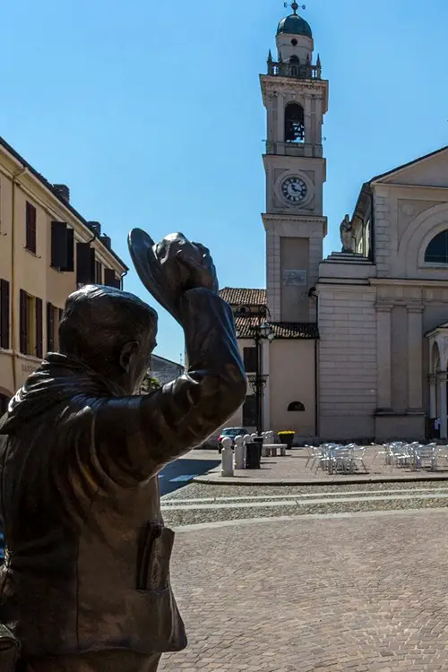 Brescello, la statua al sindaco Peppone - Foto di Gianluca Dalmasso