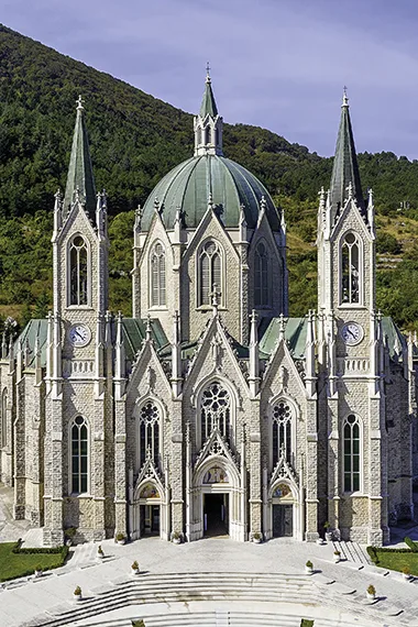 Molise, Caselpetroso, Santuario dell'Addolorata - Foto di Franco Cappellari